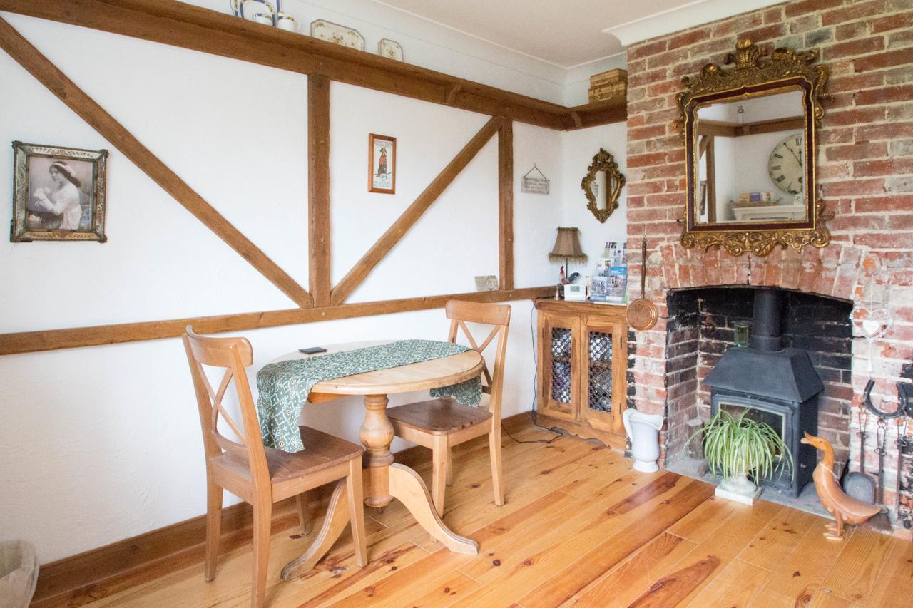 Flint Cottage チチェスター エクステリア 写真